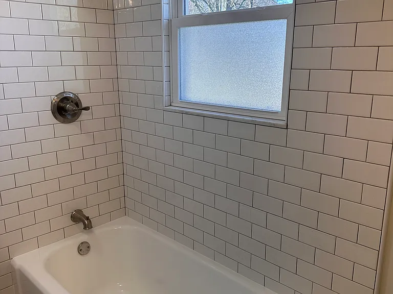 66 Hudson St — Photo 3
