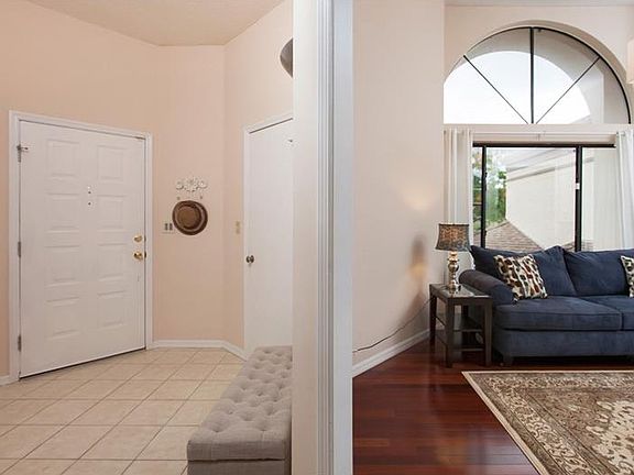 4th image of 3044 Red Oak Ct APT 202