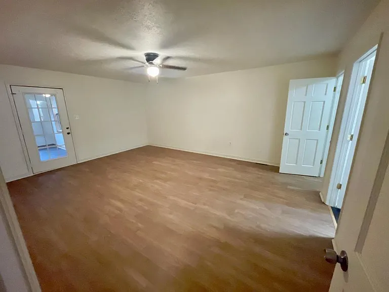 275 Wineson Dr — Photo 10