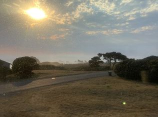 1300 Strawberry Dr, Bandon, OR 97411