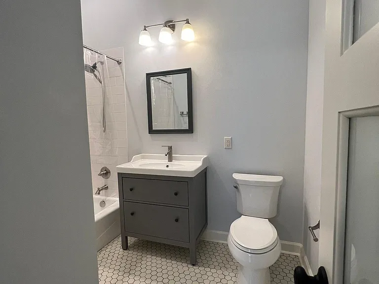 904 Scott St #1 — Photo 22