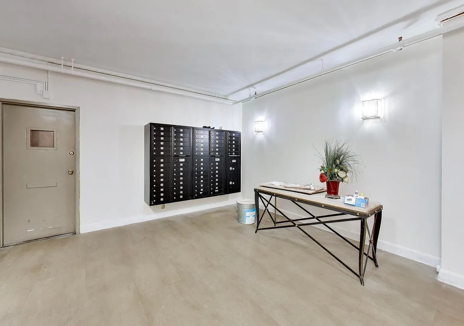 565 Geary St APT 502 - Main Image