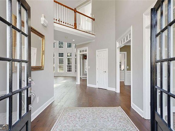 3rd image of 4614 Glory Maple Trce