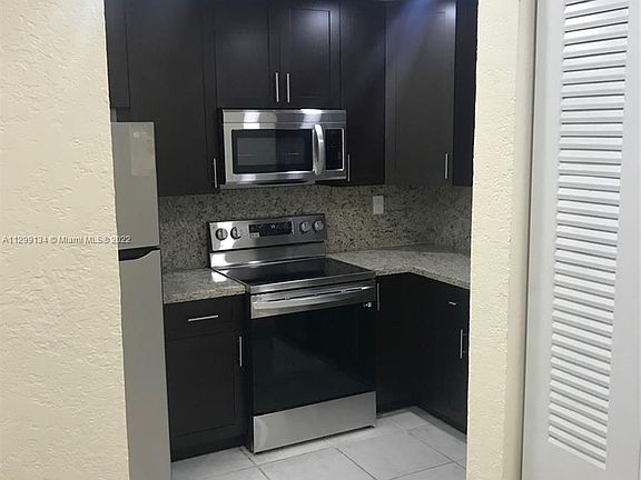 4th image of 8829 W Sunrise Blvd