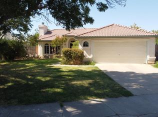 2210 Santos St, Dos Palos, CA