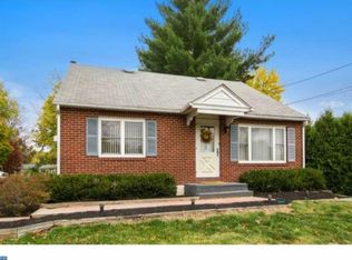 823 E Hancock St, Lansdale, PA 19446