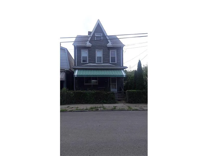 5110 Lytle St photo 1