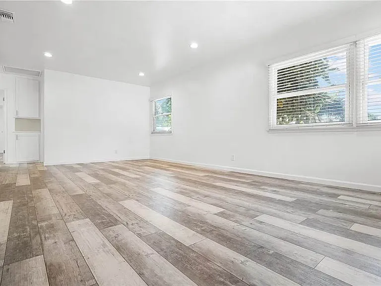 1500 Voorhees Ave — Photo 48