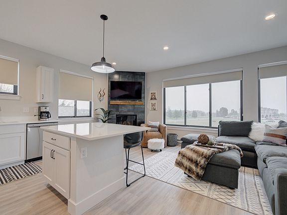 2nd image of 3766 Equestrian Ln #B