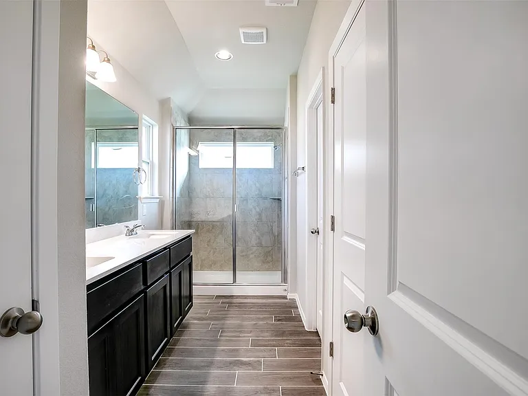 212 Stein Rd — Photo 21