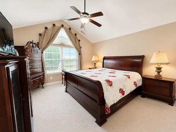 76 Mountain Meadow Cir, Weaverville, NC 28787