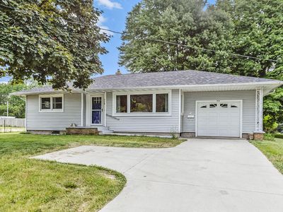 714 Jordan Lake Ave, Lake Odessa, MI, 48849
