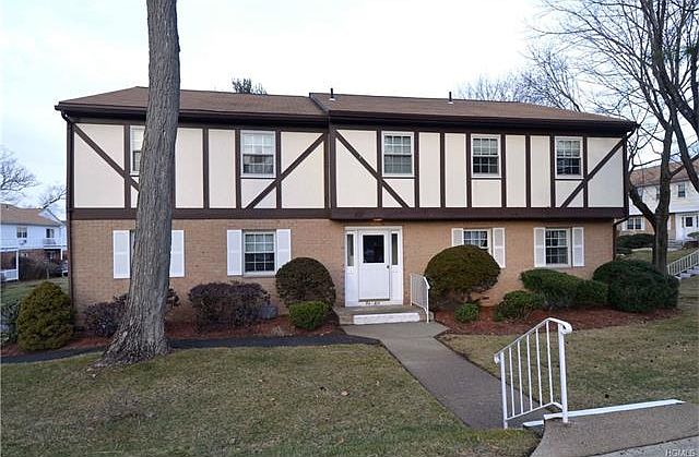 1st image of 100 Parkside Dr #100