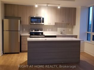 1245 Bayly St #22, Pickering, ON L1W 0B5