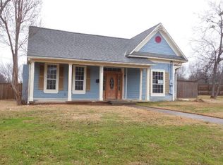 803 Canton Ave, Wills Point, TX 75169