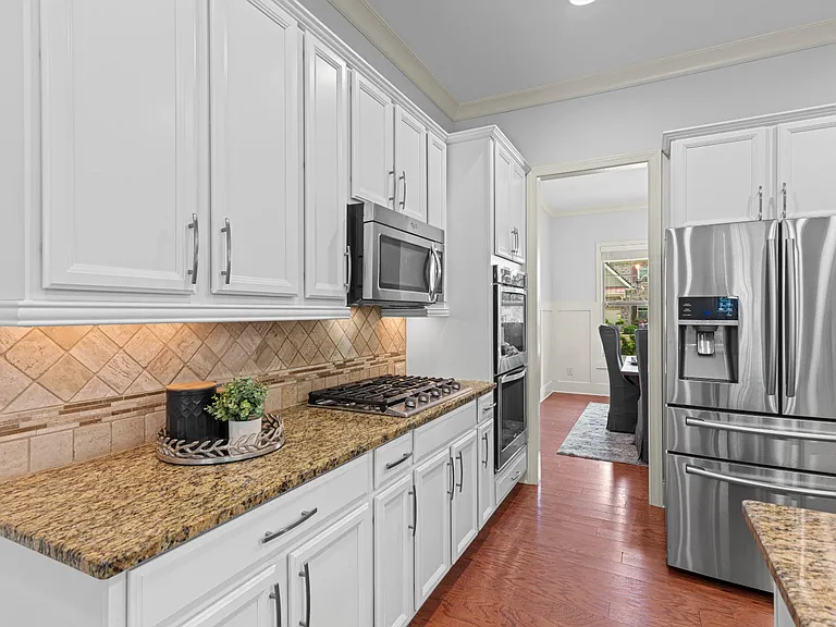 1245 Redbud Dr — Photo 13