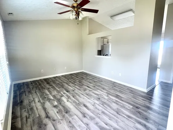 4555 Cove Point, Owensboro, KY 42301