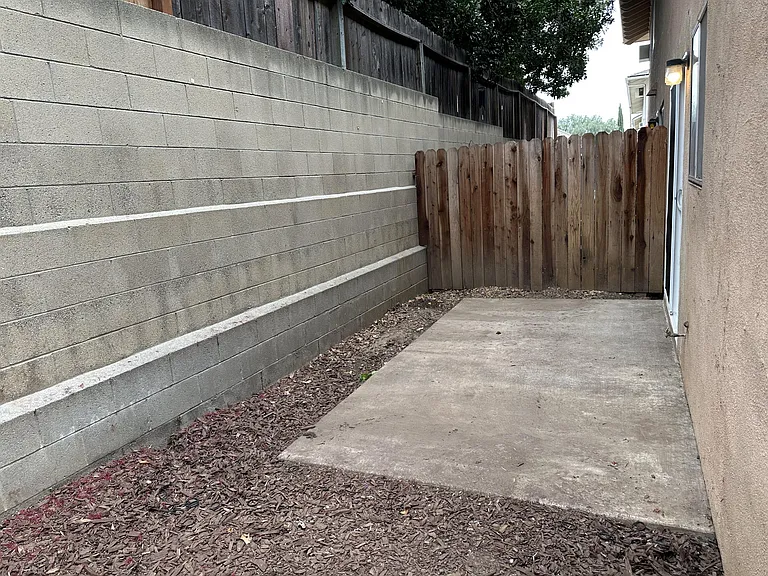 160 N Fonda St #2 — Photo 19
