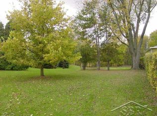 1169 Midland Rd, Saginaw, MI 48603