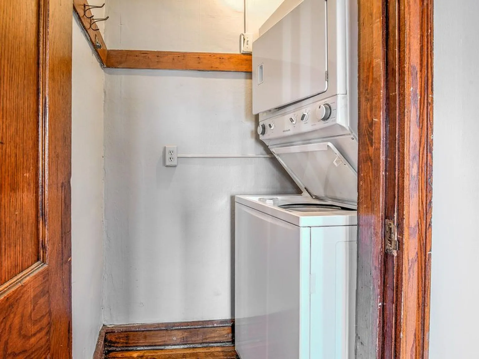 3300 Virginia Avenue — Photo 4