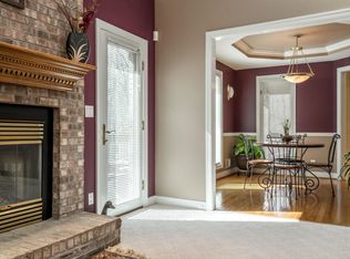 7210 Hillside Dr, Louisville, KY 40214