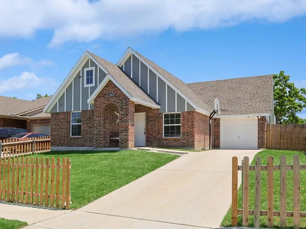 1000 E Myrtle St, Fort Worth, TX 76104