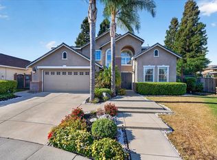 1301 Peregrine Dr, Gilroy, CA 95020