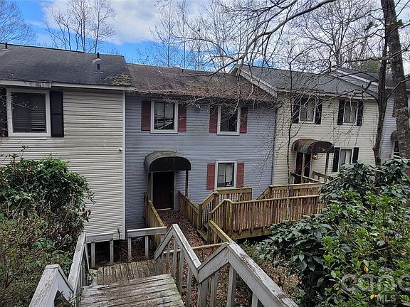 3rd image of 7882 Kinglet Rd