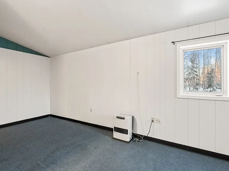 1472 Chena Point Ave #4 — Photo 6