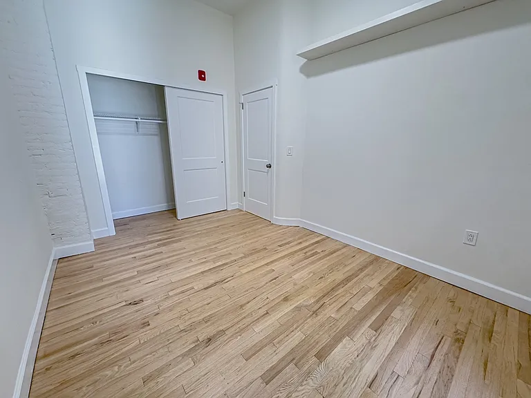 2013 Green St #2 — Photo 27