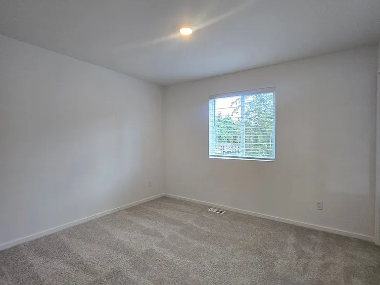 2700 Wonderland Way — Photo 30