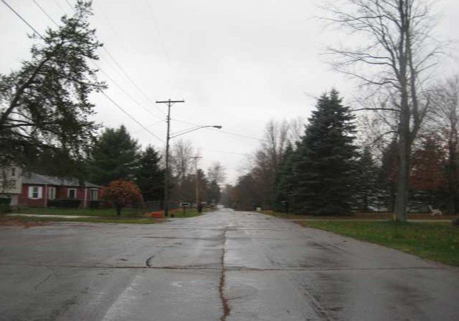 2nd image of 178 Newtown Ave