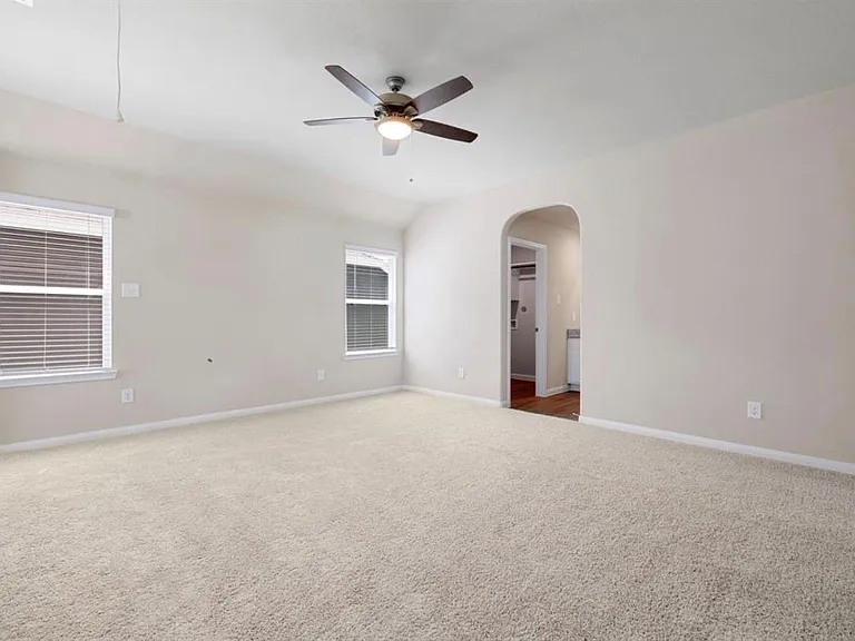 23547 Montague Dr — Photo 16