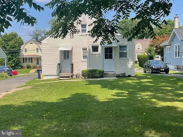 721 Mayflower Ave — Photo 17
