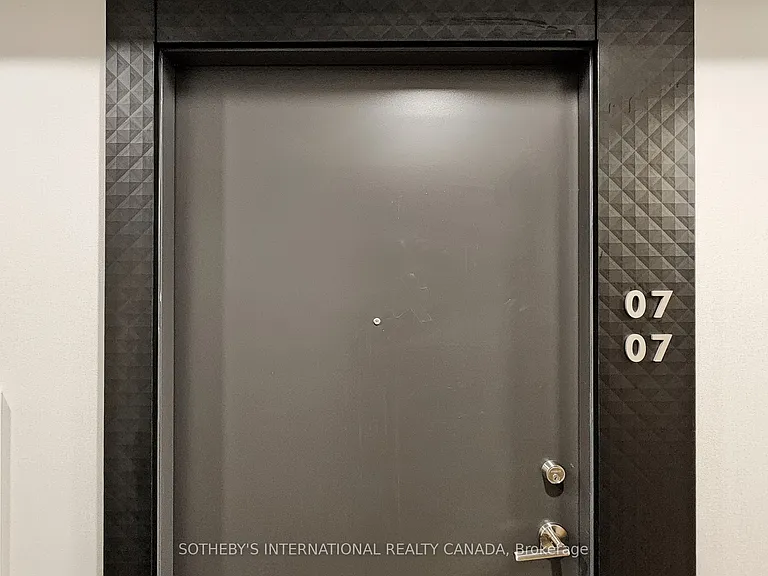8 Wellesley St W #707 — Photo 11