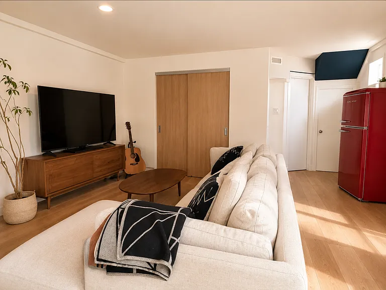 461 Washington Blvd #101 — Photo 33