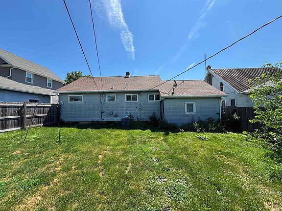 2nd image of 312 Lewis St