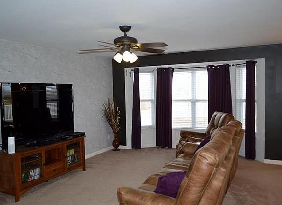 3rd image of 113 Killdeer Cir