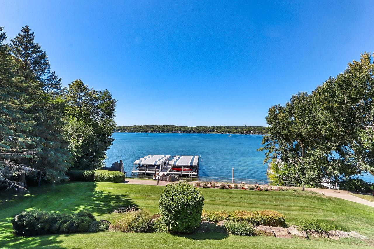 530 Seaver LANE UNIT A1S, Lake Geneva, WI 53147 | MLS #1848976 | Zillow