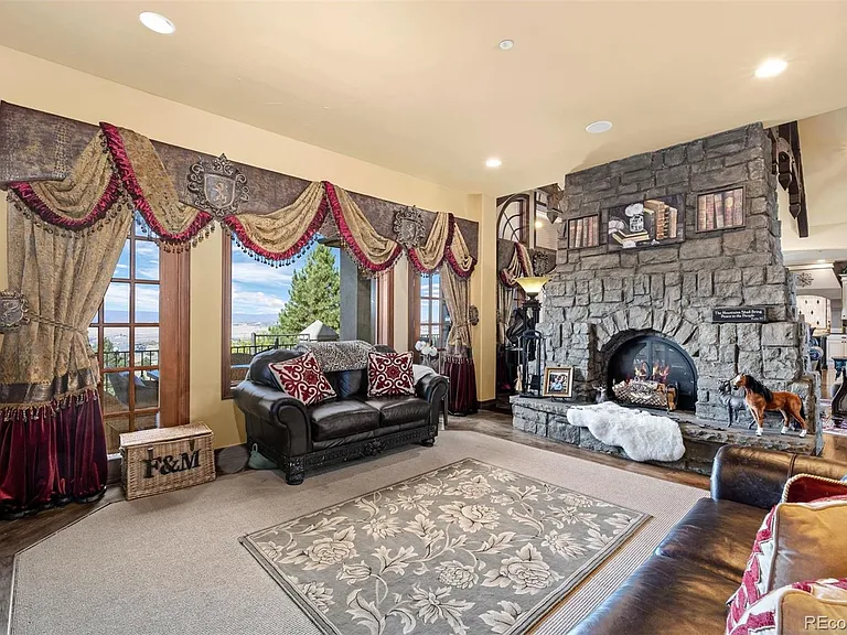 3440 Medallion Rd — Photo 16