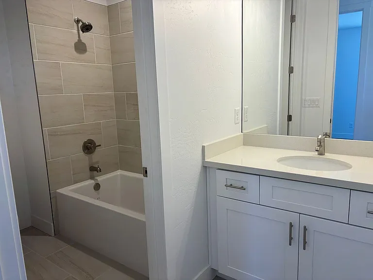 3211 E Copperleaf Ln — Photo 4