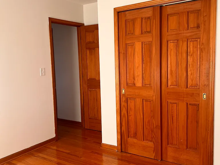 924 Claiborne Ave — Photo 8