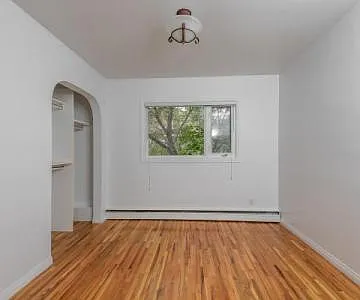 9928 114th St NW #103 Photo 1