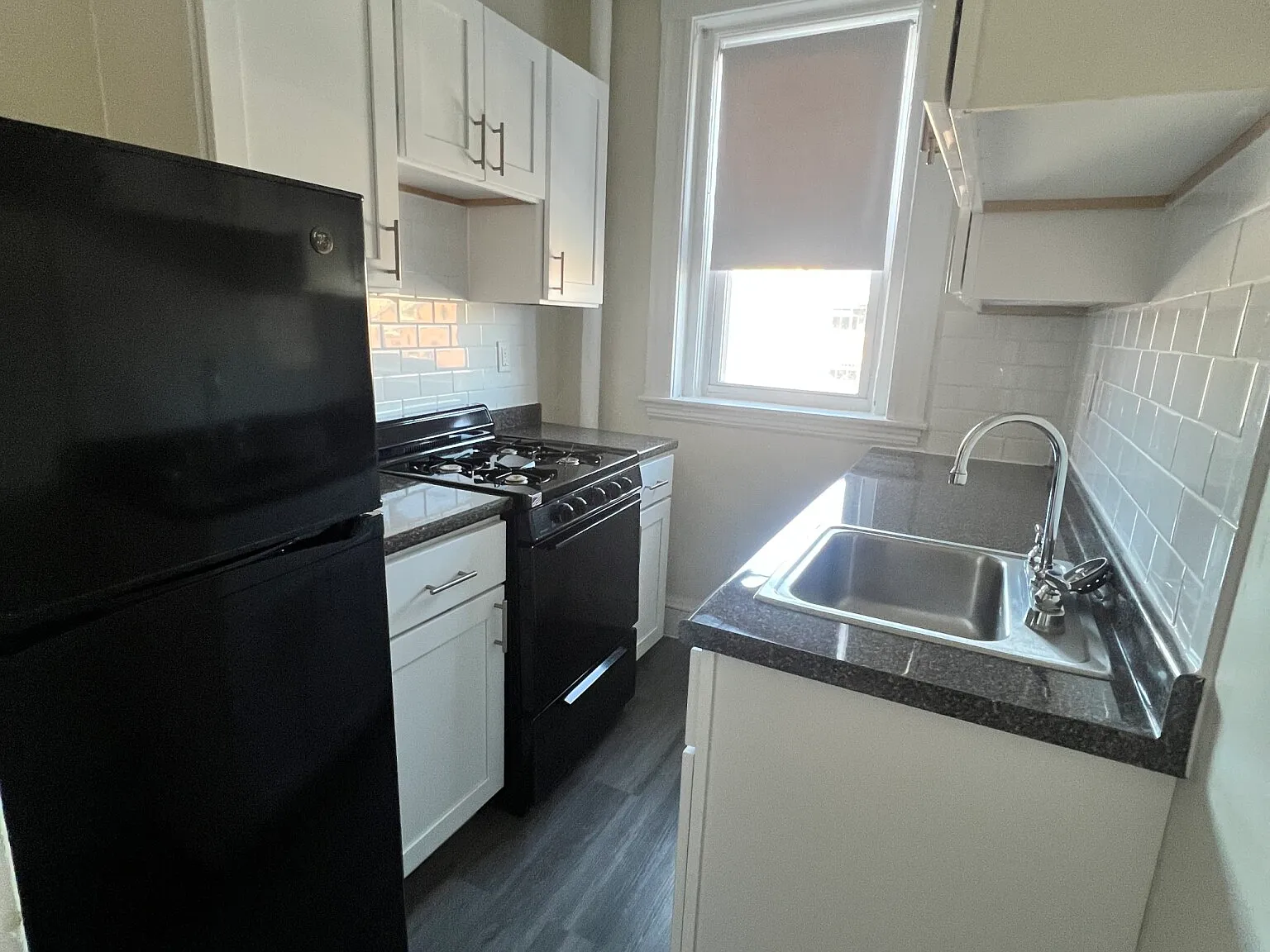 Studio, $2,250 — Photo 1