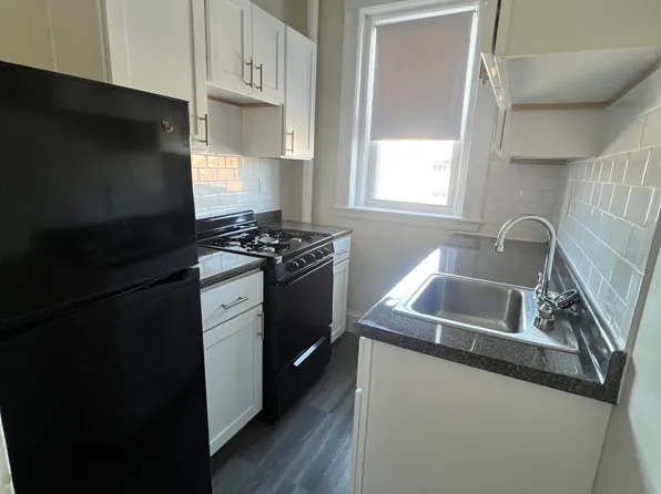 1169 Boylston St #35, Boston, MA 02215