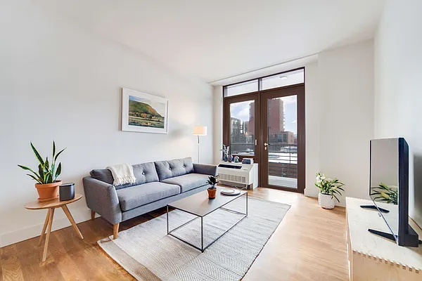 Rented by Common Living, Inc. | media 16