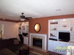 4th image of 1716 Washington Ave