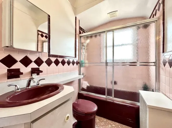 25-14 43rd Street image 15 of 23