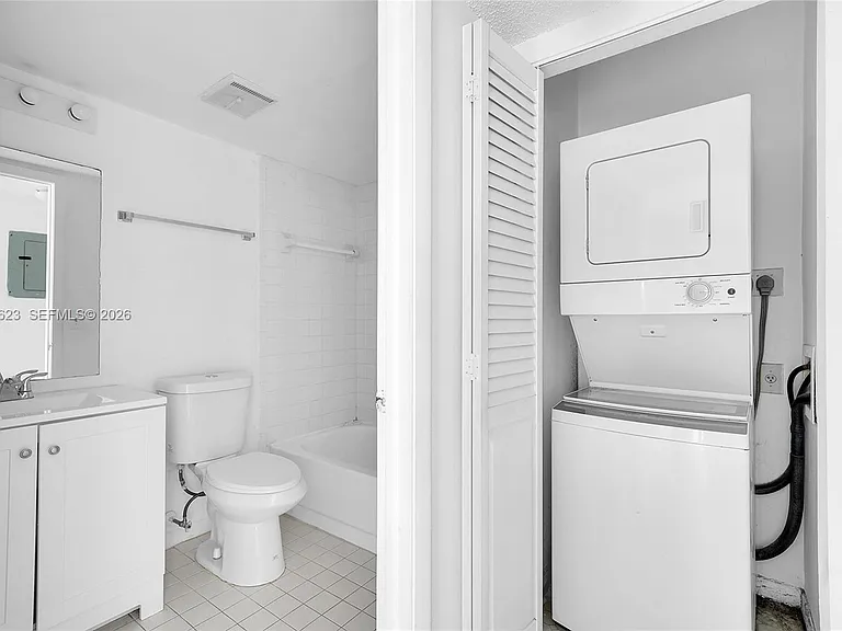 755 NW 104th Ave #104 — Photo 7