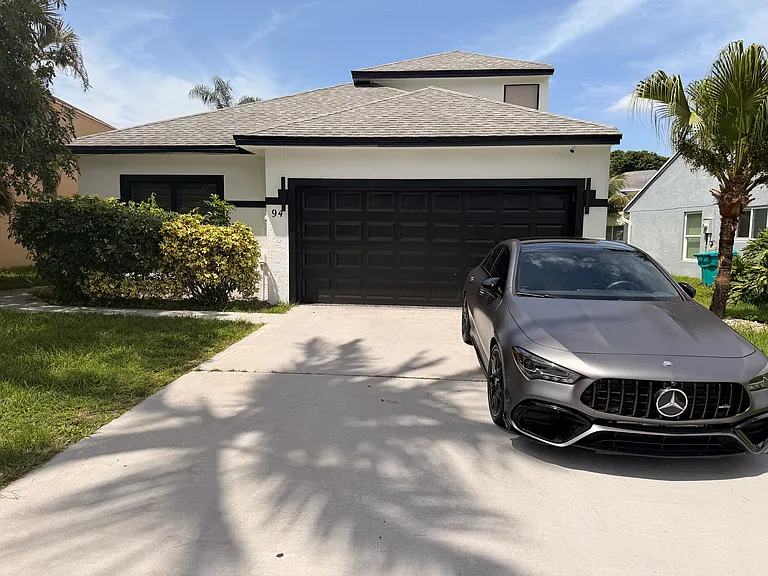 94 Magnolia Cir — Photo 1